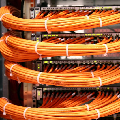 3.2×200 MM Nylon Self-Locking Cable Ties – Heavy Duty Zip Wire Tie (Pack of 100, Black) Your Brand