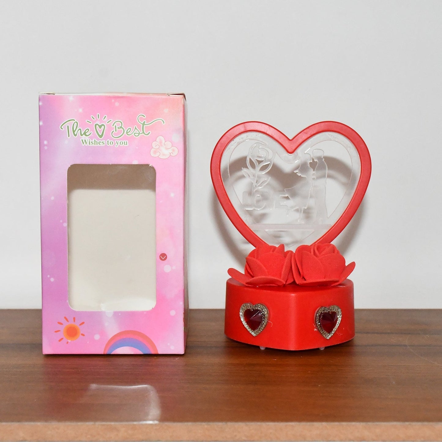 Heart-Shaped Love Couple Decorative Showpiece (1 Pc) signaturekarts