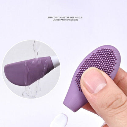 Double-Headed Silicone Mask Brush – Facial Cleansing & Mask Application Tool (1 Pc) signaturekarts