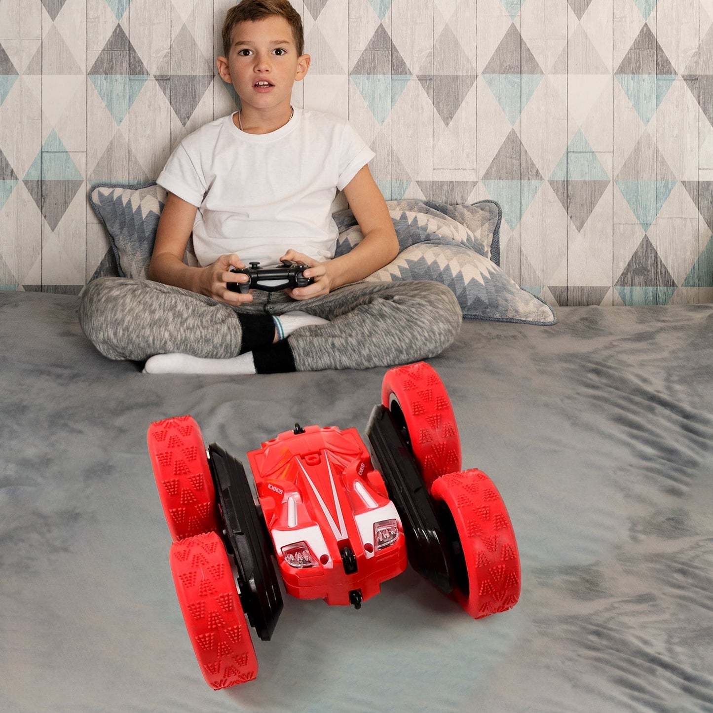 Electroplay Remote Control Car, Double Sided Fast Stunt Car (1 Set) Signature kart