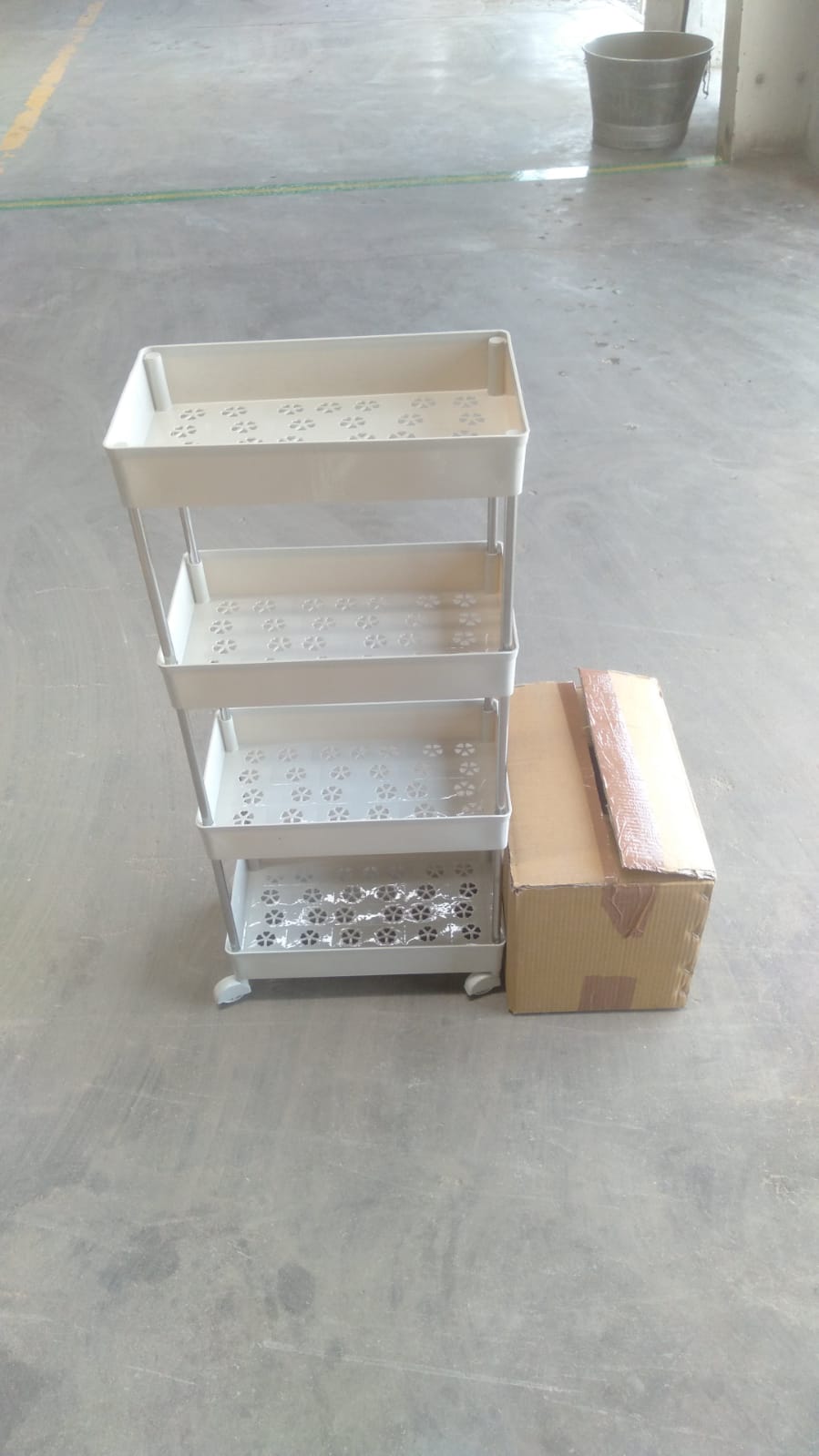4 Layer Kitchen Rack For Holding And Placing Types Of Things Signature kart