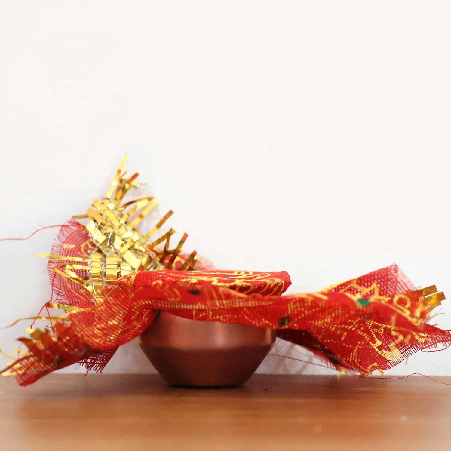 vastu Kalash Pooja Decorative Copper-Style Kalash - (1 set) signaturekarts