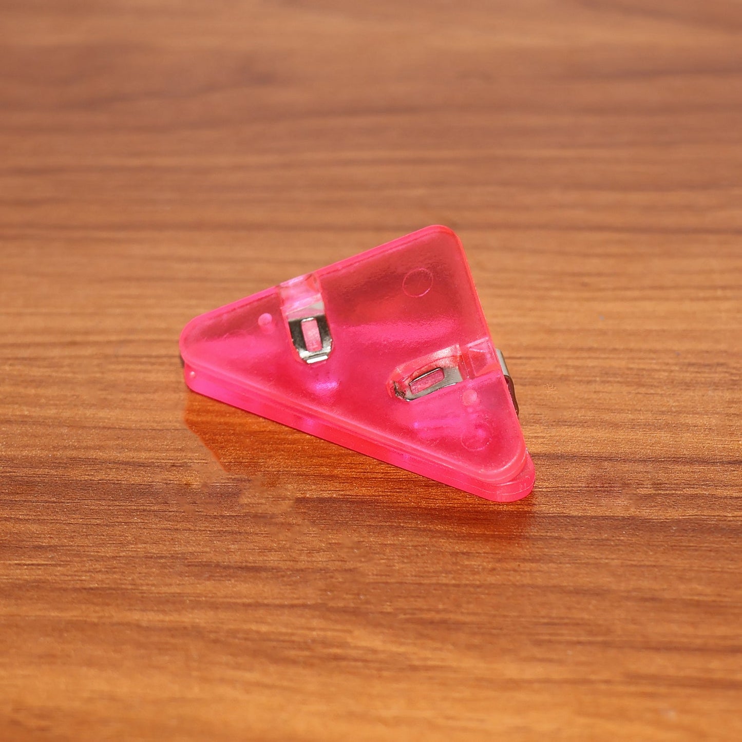 Triangle Paper Clips | Small Corner Clips for Paper, Document Clip (1 pc) Signature kart