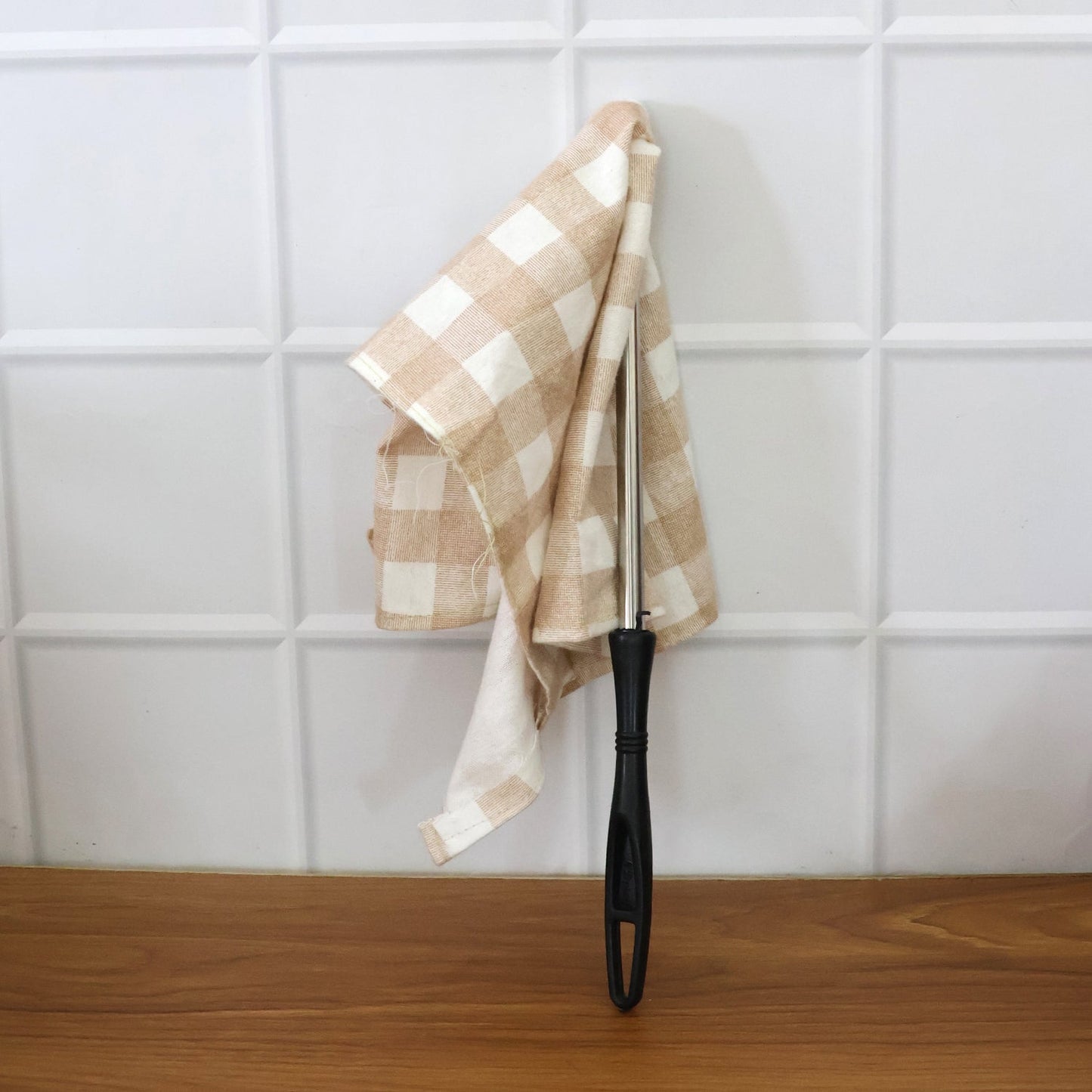 Non-Extendable Dusting Cloth with Handle (1 Pc) signaturekarts
