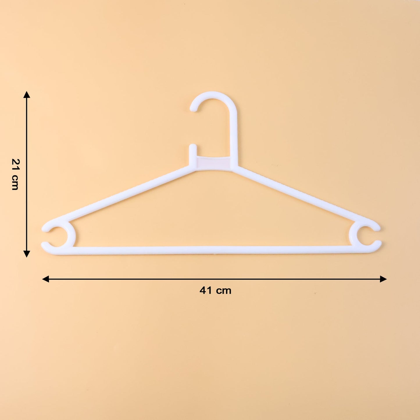 Plastic Clothes Hangers – Set of 6 The Morsignaturekarts