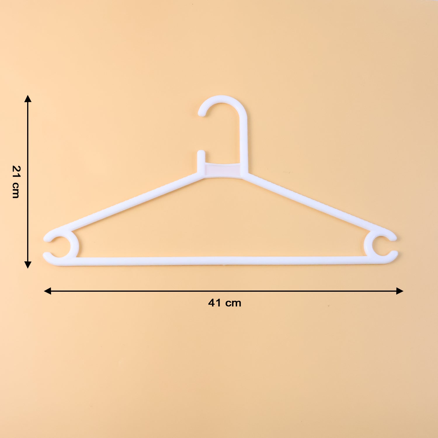 Plastic Clothes Hangers – Set of 6 The Morsignaturekarts