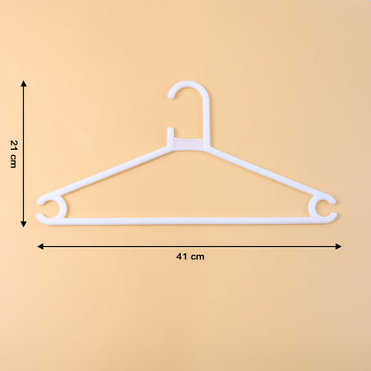 Plastic Clothes Hangers – Set of 6 The Morsignaturekarts