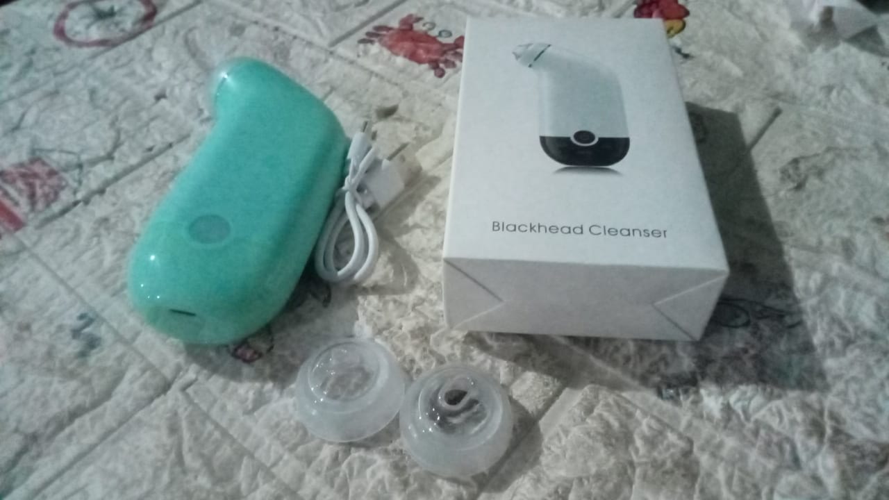 Mini Handheld Vacuum Blackhead Remover – Facial Massage & Spot Lifting (1 Pc) Signaturekarts