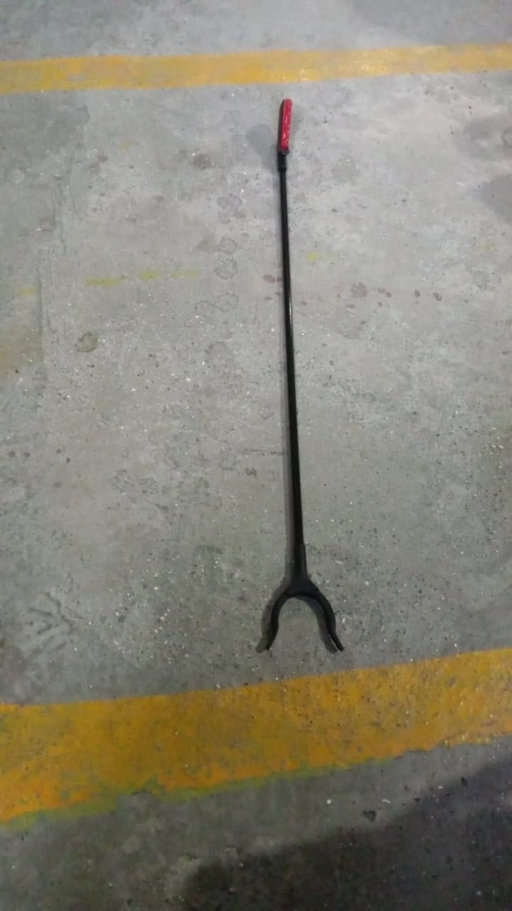 Tool Pick Up Stick Elderly, Robust Gripping Tool for Outdoor Cleaning (1 pc / Big) Signaturekarts