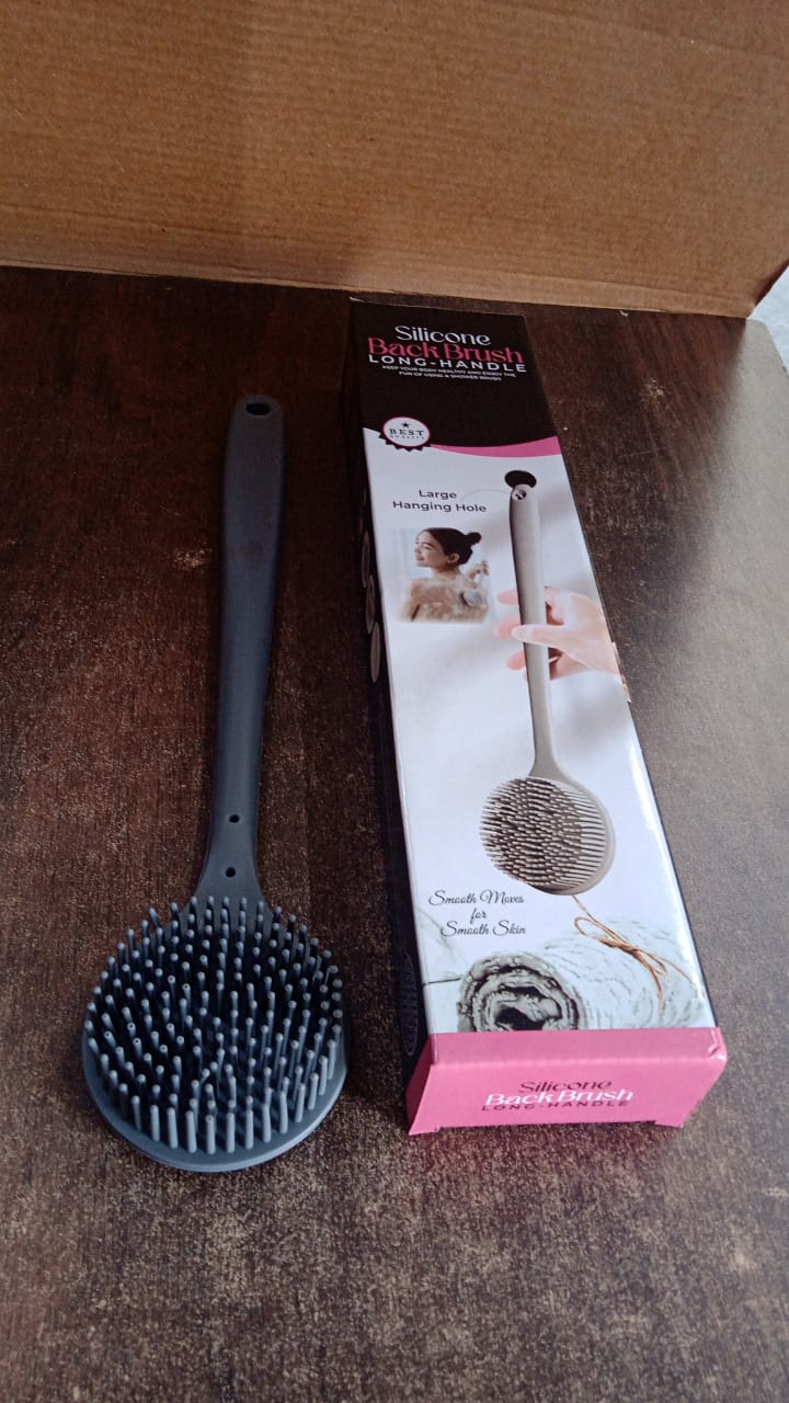 Silicone Back Scrubber Brush with Long Handle (1 Pc) Signature Kart