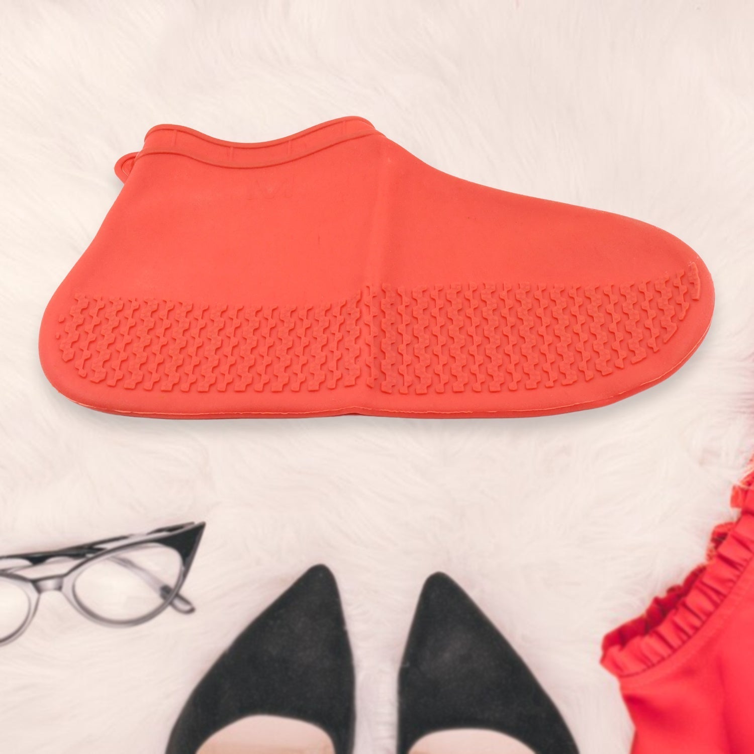 Non-Slip Silicone Waterproof Boot Shoe Cover (Medium Size / 1 Pair / Red) signaturekarts