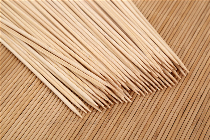 Natural Bamboo Wooden Skewers / BBQ Sticks for Barbeque and Grilling signaturekarts