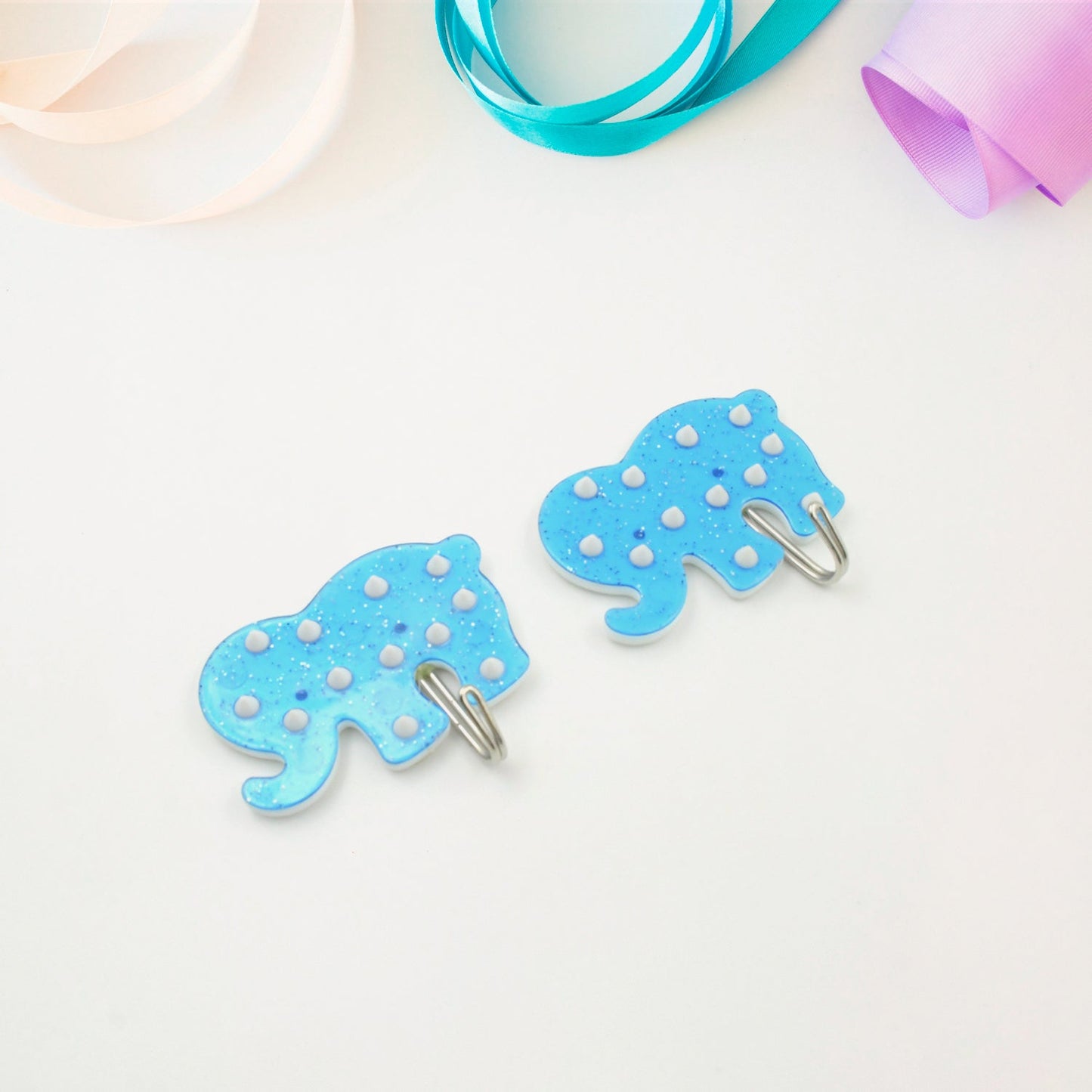 Strong Self-Adhesive Hooks (2 Pc): Heavy Duty, Waterproof, Multipurpose signaturekarts