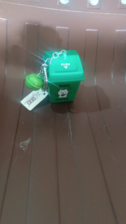 Trash Can Keychain Recycle Can Keyring Novelty Keychain Signature kart