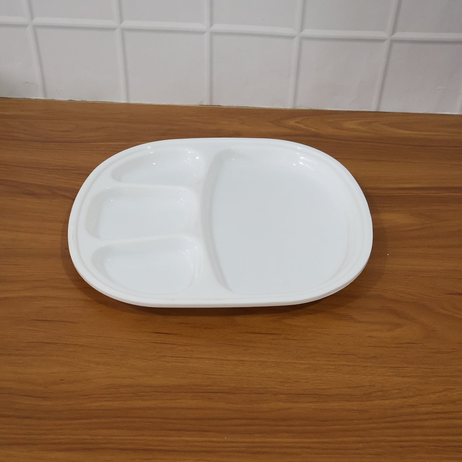 Plastic Large Compartment Dinner Plate / Thali with 4 Sections signaturekarts