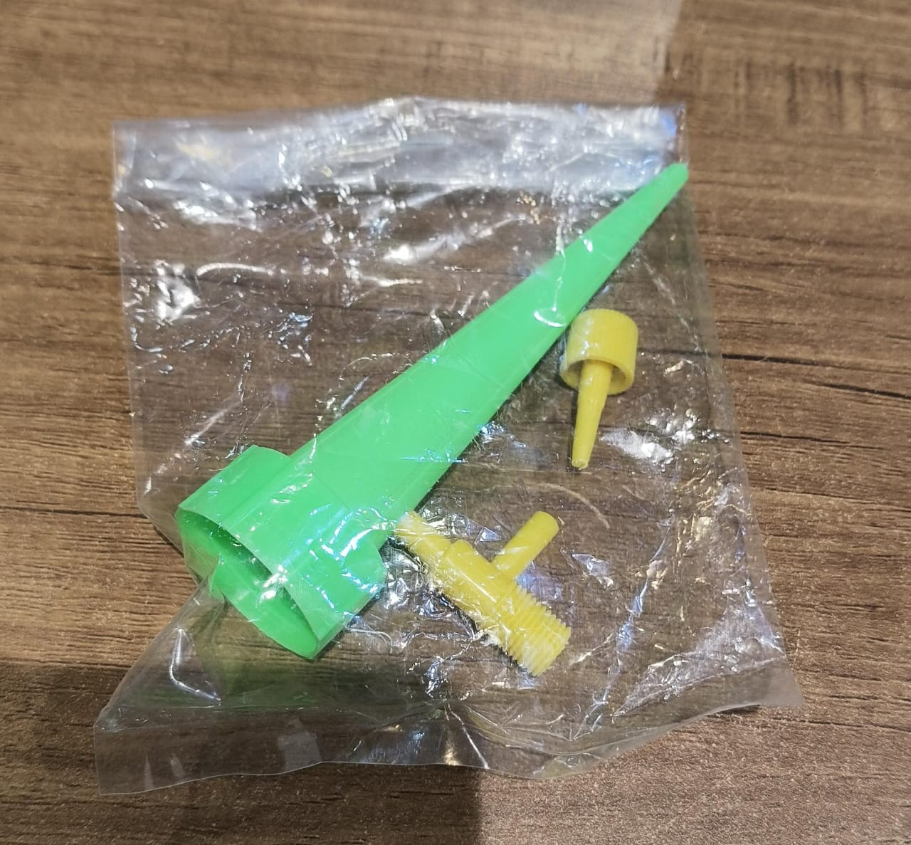 Green Plant Watering Spikes self Watering Spikes (1 Pc) Signature Kart