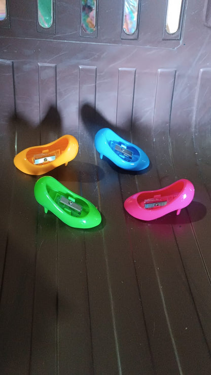 High Heels Shape Pencil Sharpener Single Pencil Sharpeners (Mix Colour) Signature kart
