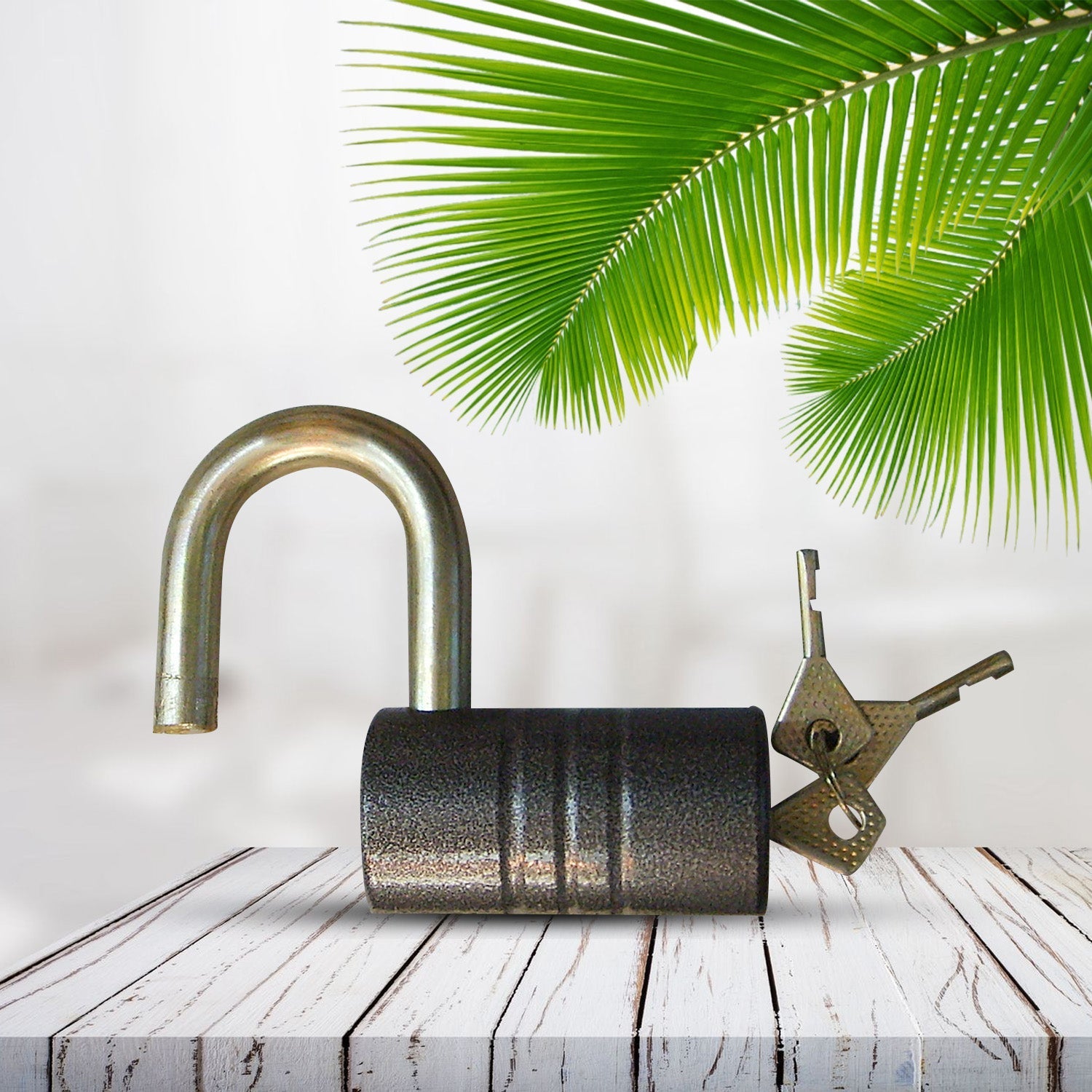 Heavy-Duty Iron Padlock – 82mm Black with Brass Core & 5 Keys, Waterproof signaturekarts