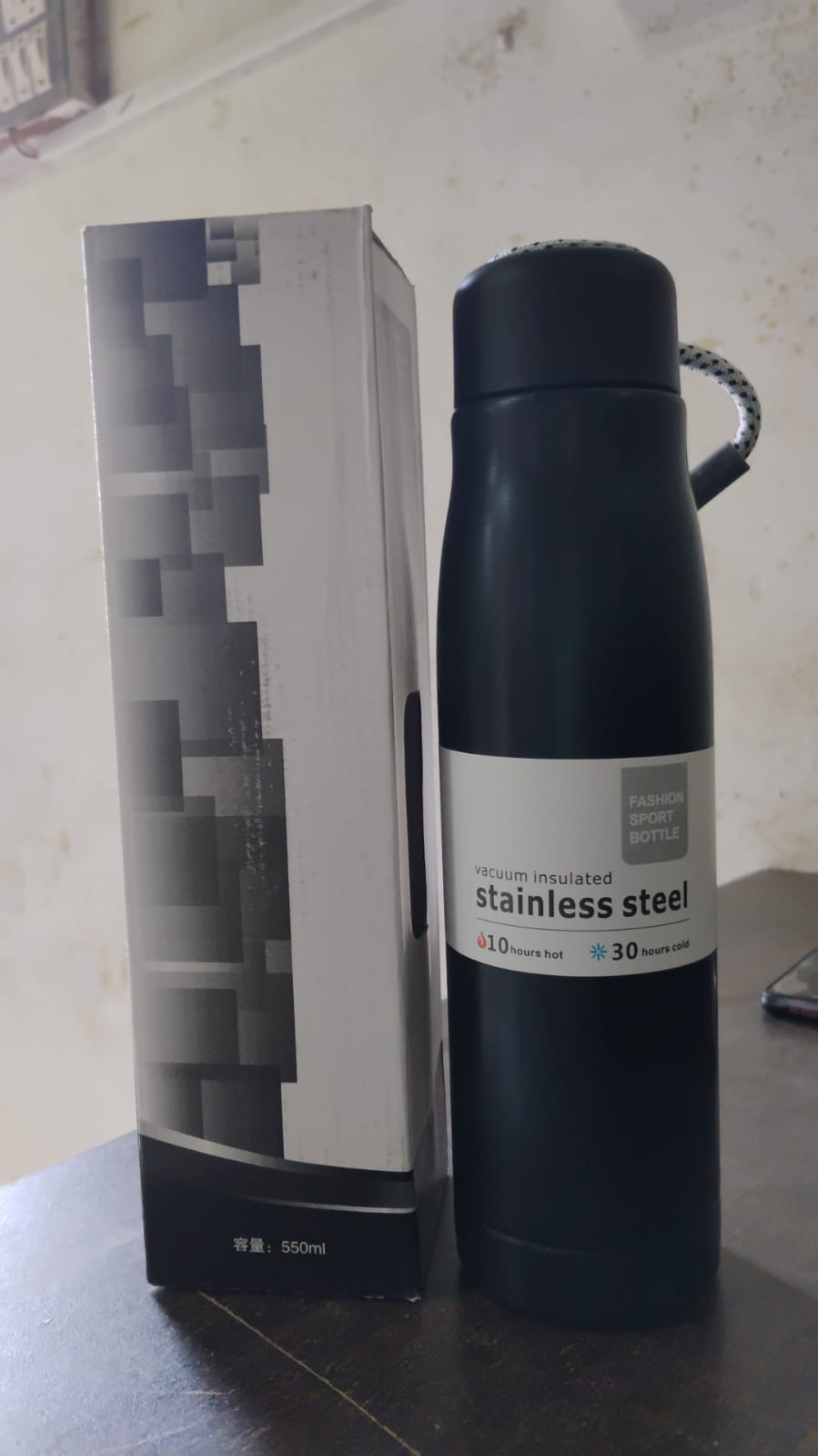 Double Wall Vacuum Insulated Water Bottle (550 ML) Signature Kart