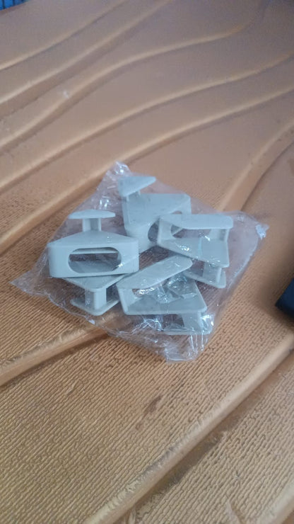 Multi-Functional Plastic Triangle Hanger Connector Hooks 5 Pcs Set Signature kart