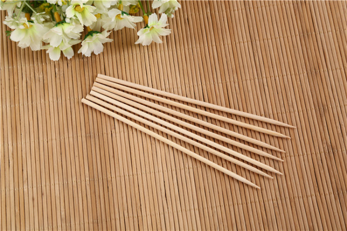 Natural Bamboo Wooden Skewers / BBQ Sticks for Barbeque and Grilling signaturekarts
