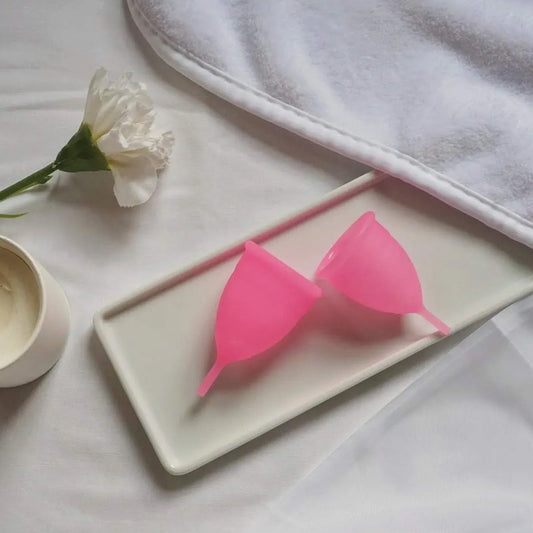 6112b Reusable Menstrual Cup Used By Womens And Girls During The Time Of Their Menstrual Cycle - signaturekarts.com