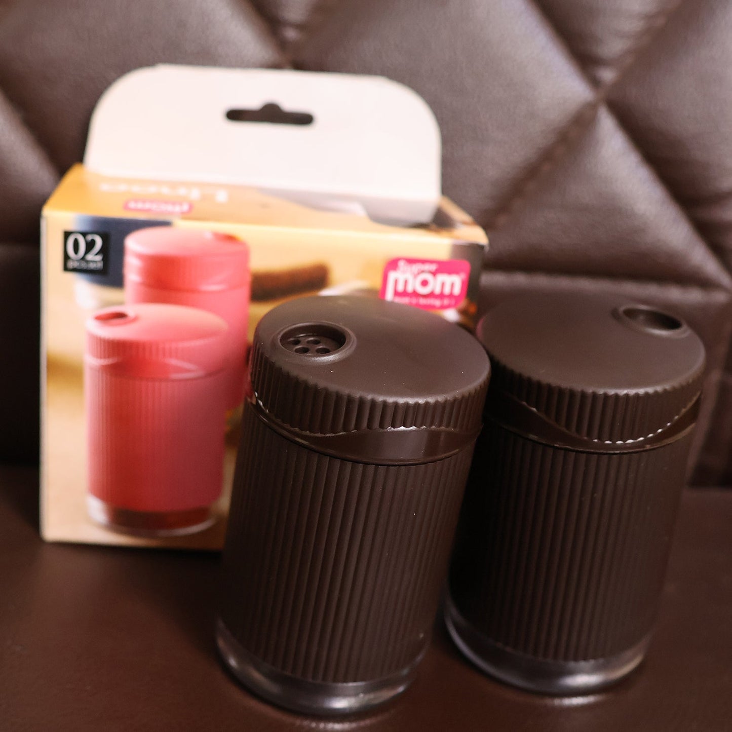 Supermom Linoo Salt & Pepper Dispenser Set (2 Pc) signaturekarts