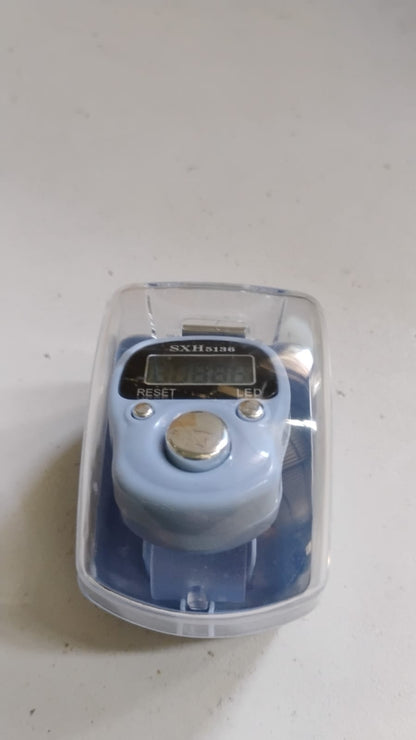 Plastic Portable Rotating Digital Finger Counter With Light (1 Pc) Signature kart