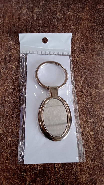 Elegant Oval Shape Metal Keychain for Personal Use Signature Kart