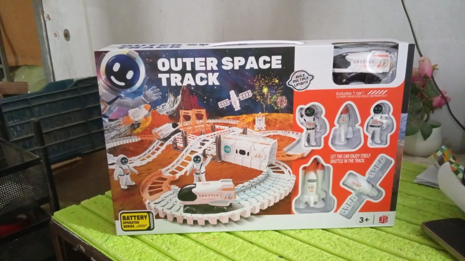 Outer Space Race Track Set for Kids Toys (1 Set) signaturekarts