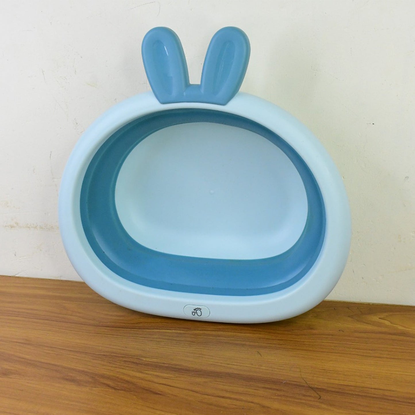 Foldable Multipurpose Collapsible Basin with Bunny Ear Handle signaturekarts