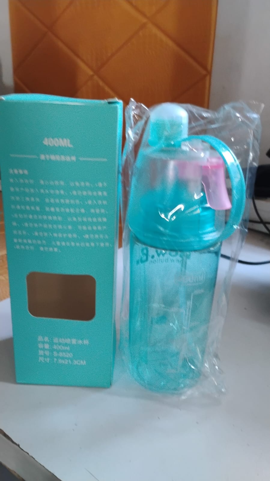 Plastic 2 In 1 Mist Spray Water Bottle (Multicolor / 400 ML / 1 Pc) Signature kart