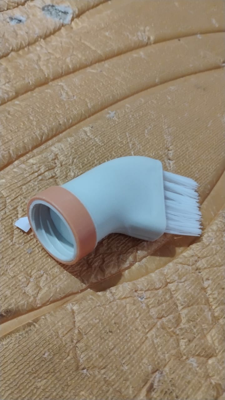 Multipurpose Bottle-Attachable Cleaning Brush for Kitchen and Bathroom (1 Pc) Signature Kart