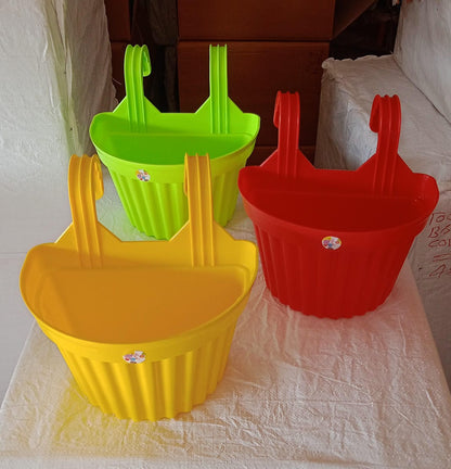 Multicolor Hanging Plastic Planters Orchid Relling , For Plantation,(1pc) signaturekarts