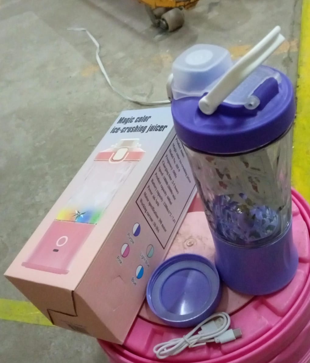 Eletric Crusher Juicer With Multicolor Light, 8 Blades (600 ML / Multicolor) signaturekarts