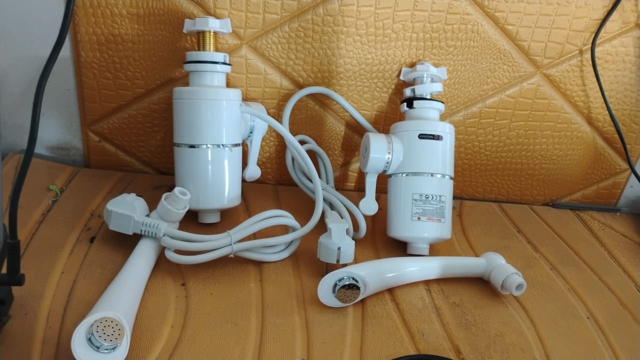 Instant Heating Electric Water Heater Faucet Tap (1 Pc / Mix Design) Signature Kart