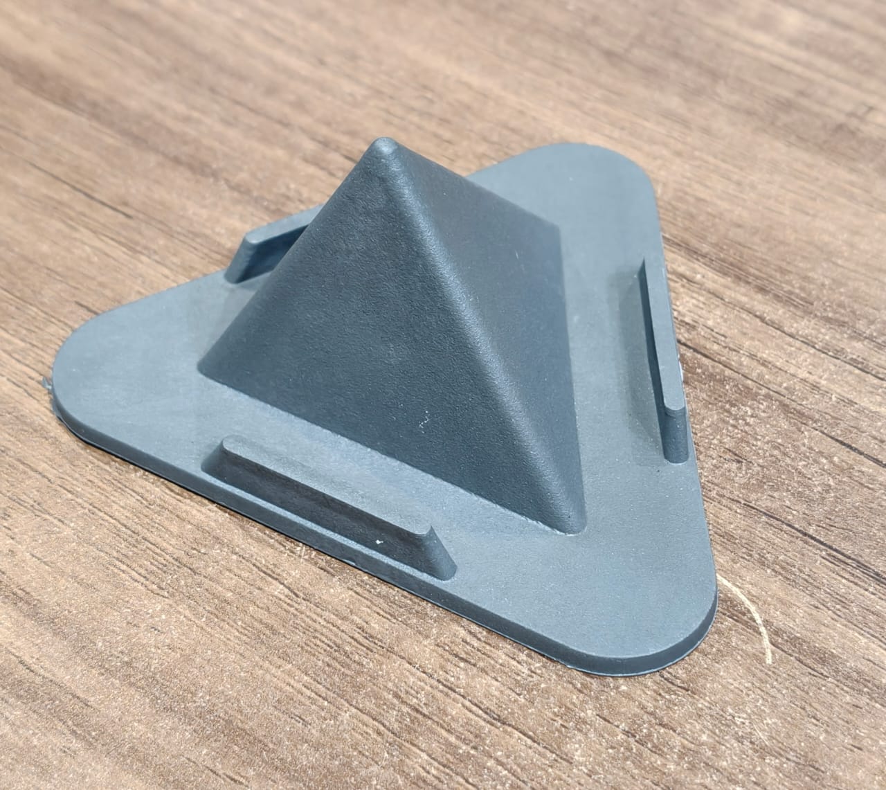Pyramid Grey Mobile Stand with 3 Different Inclined Angles Signature Kart