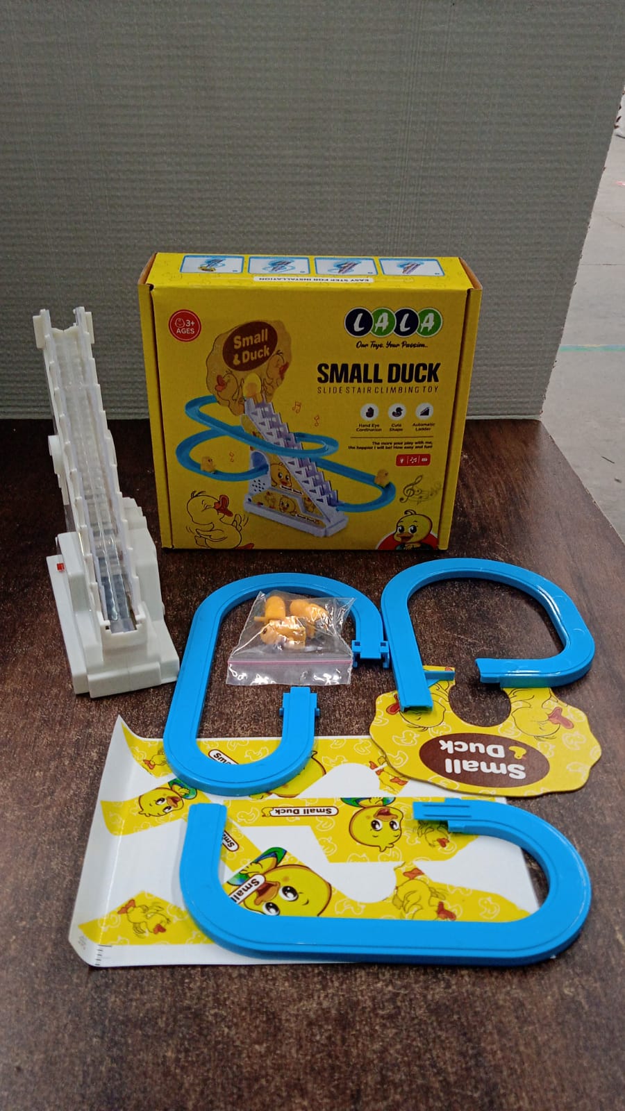 LALA Small Duck Climb Stairs Toy Roller Coaster Flashing Lights & Music (3 Ducks) Signature Kart