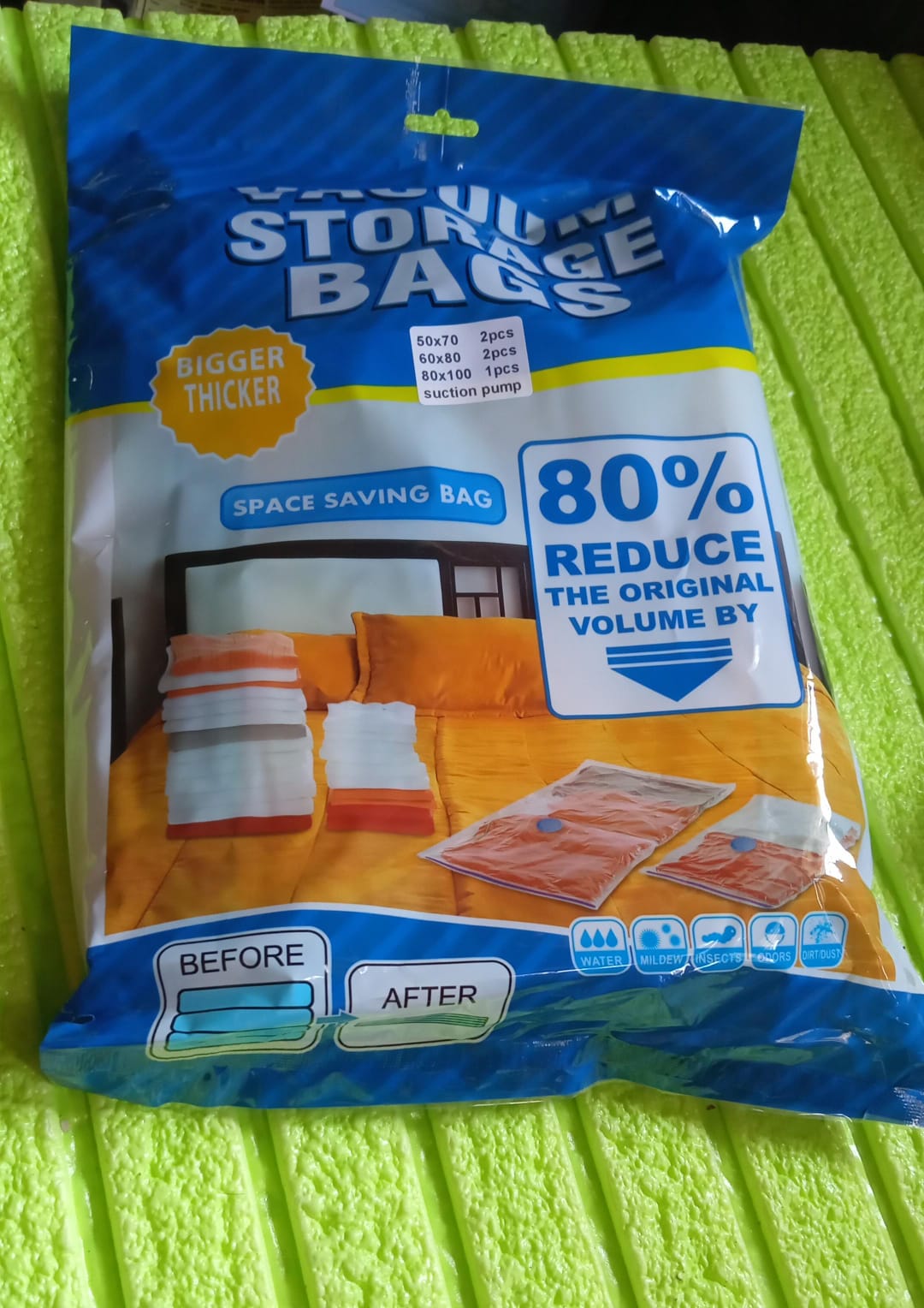 Vacuum Storage Bags with Suction Pump & Shirt clips - Vacuum Bags - Big Capacity Vacuum Seal Bags for Travel Clothes Blankets Pillows, Compression Bags | Space Saver Vacuum Storage Bags (5 Pcs Set) Signature Kart
