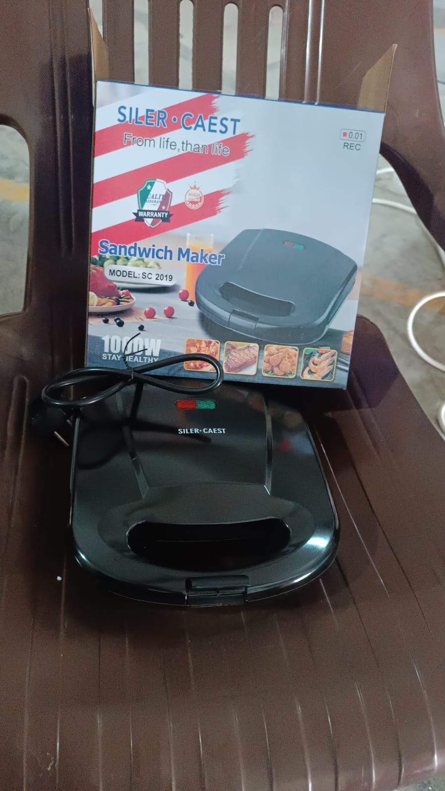 Sandwich Maker – Makes 2 Square Sandwiches, Non-Stick Plates, Easy to Clean Your Brand