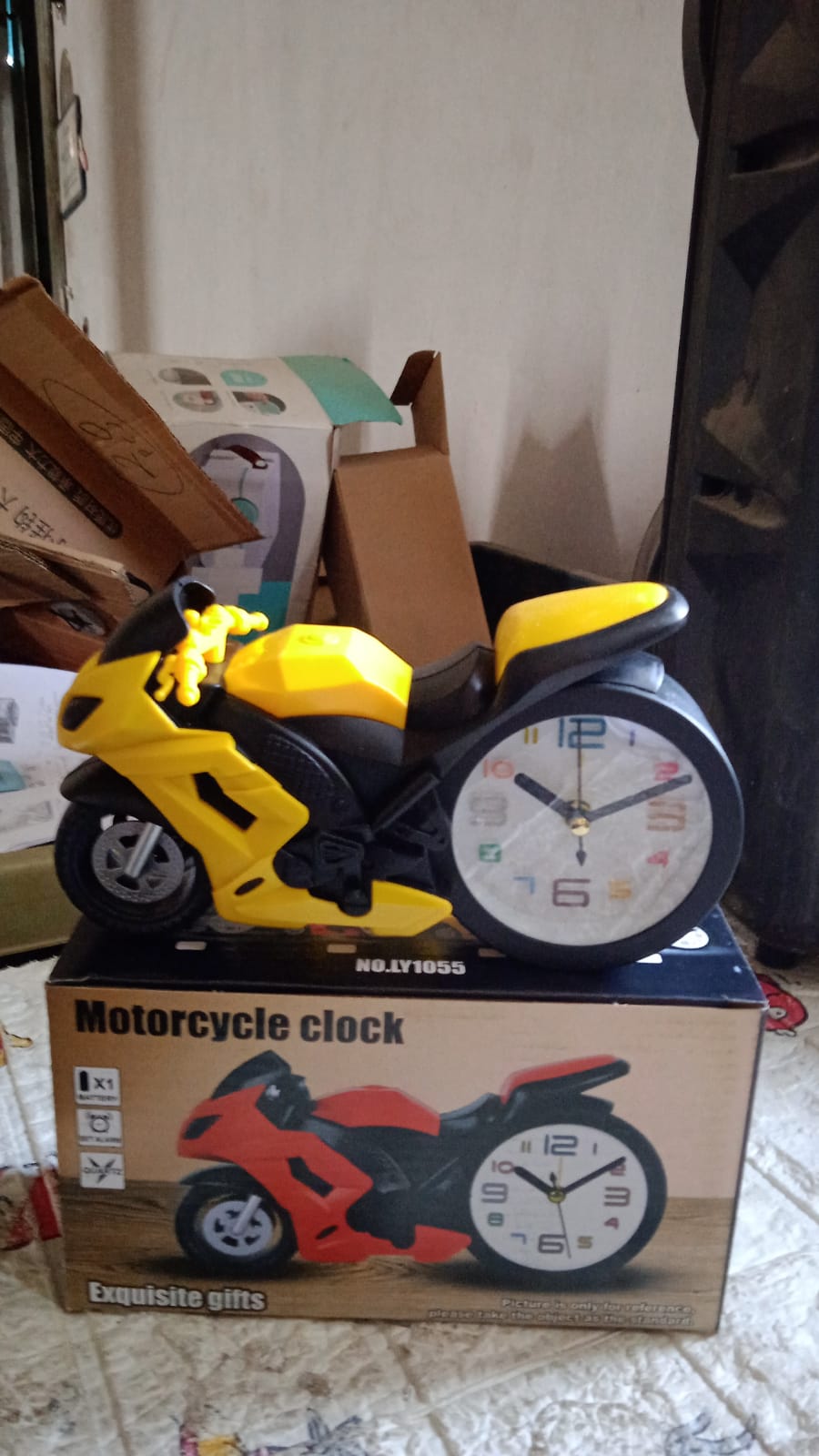 Retro Motorcycle Alarm Clock – Novelty Bike Engine Style Desk Clock signaturekarts
