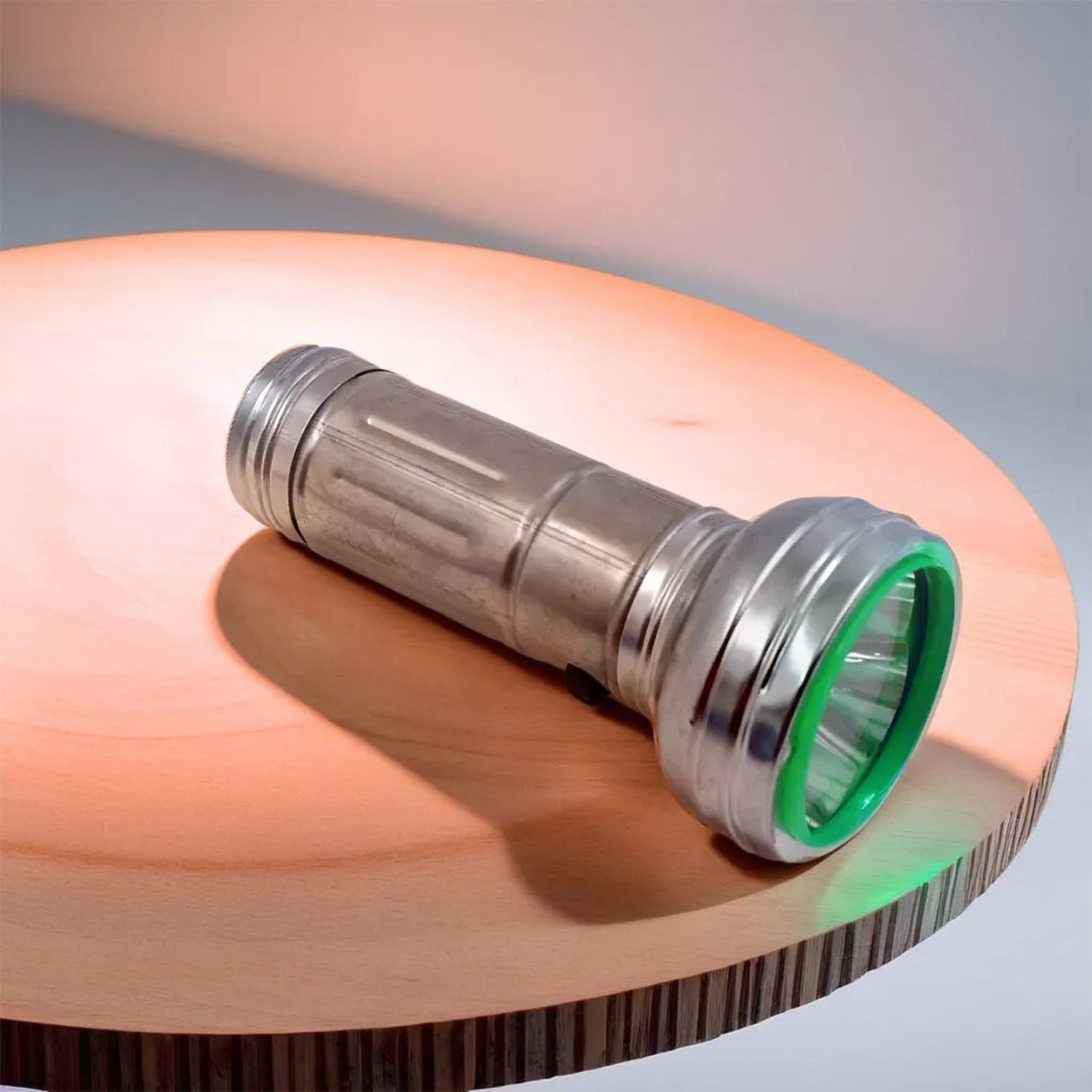Nostalgic Portable Flashlight – Simple Iron Outdoor Old-Fashioned Torch Light signaturekarts