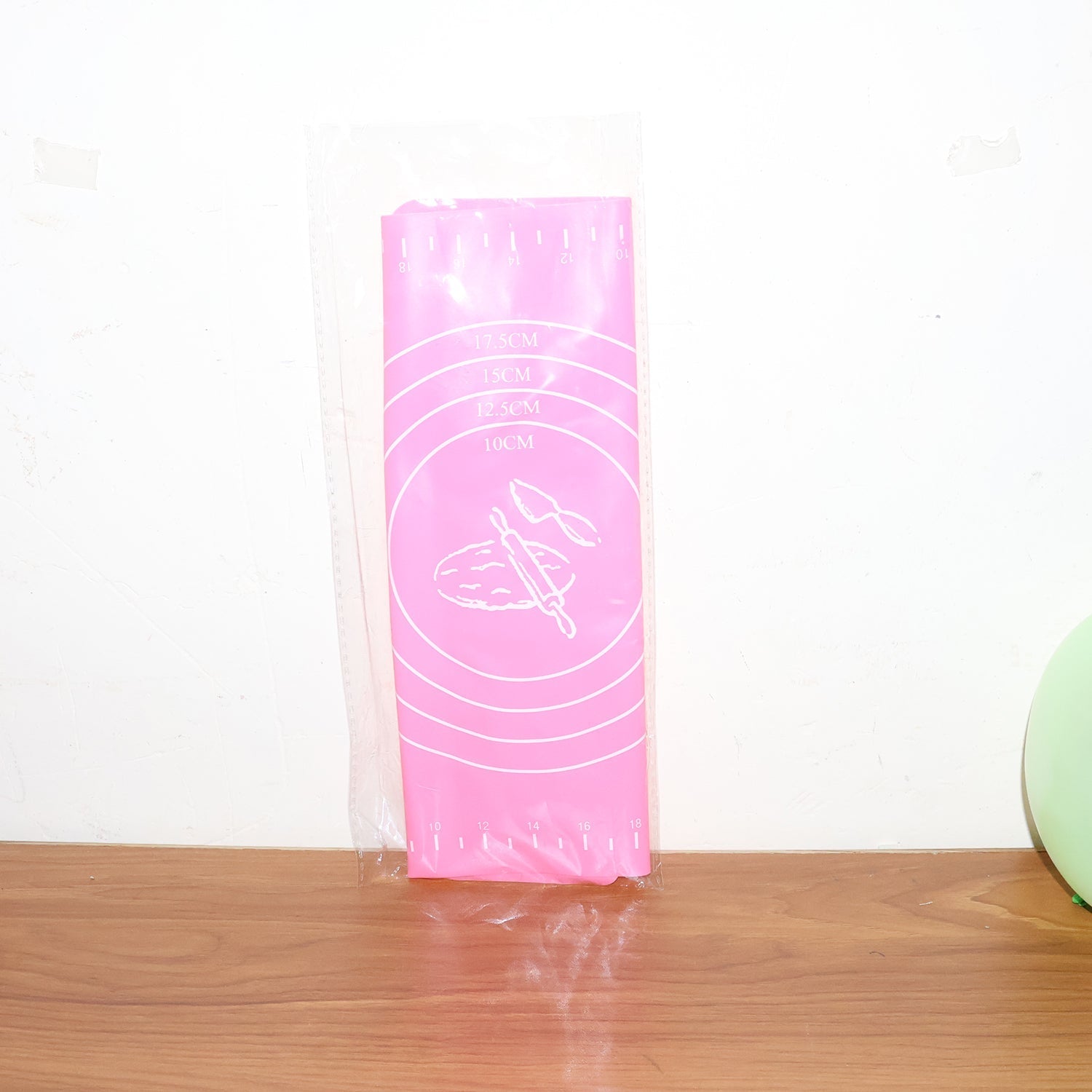 Non-Stick Dough Rolling & Baking Mat - (1 Pc / 29x26 Cm) signaturekarts