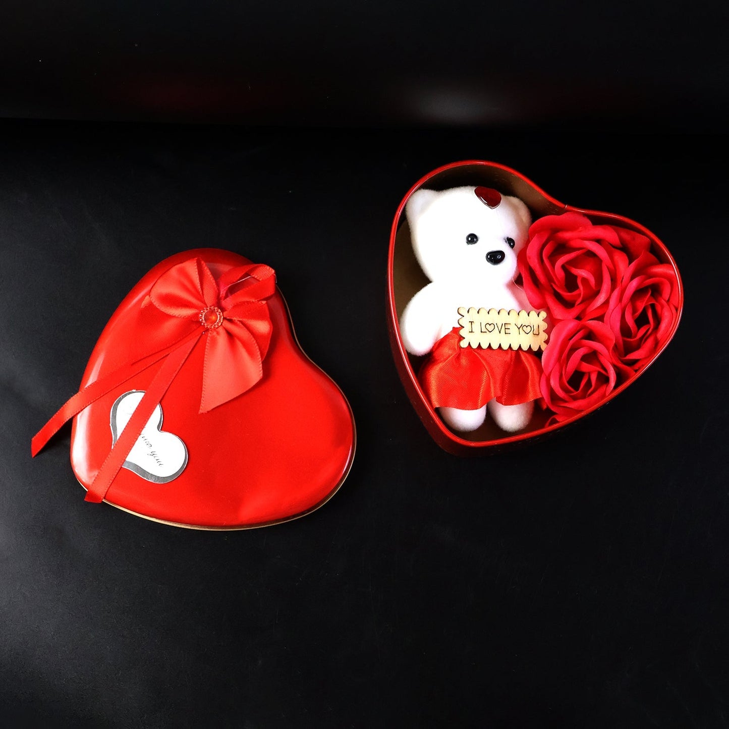 Decorative Gift For Occasions Llike Valentine day Signature kart