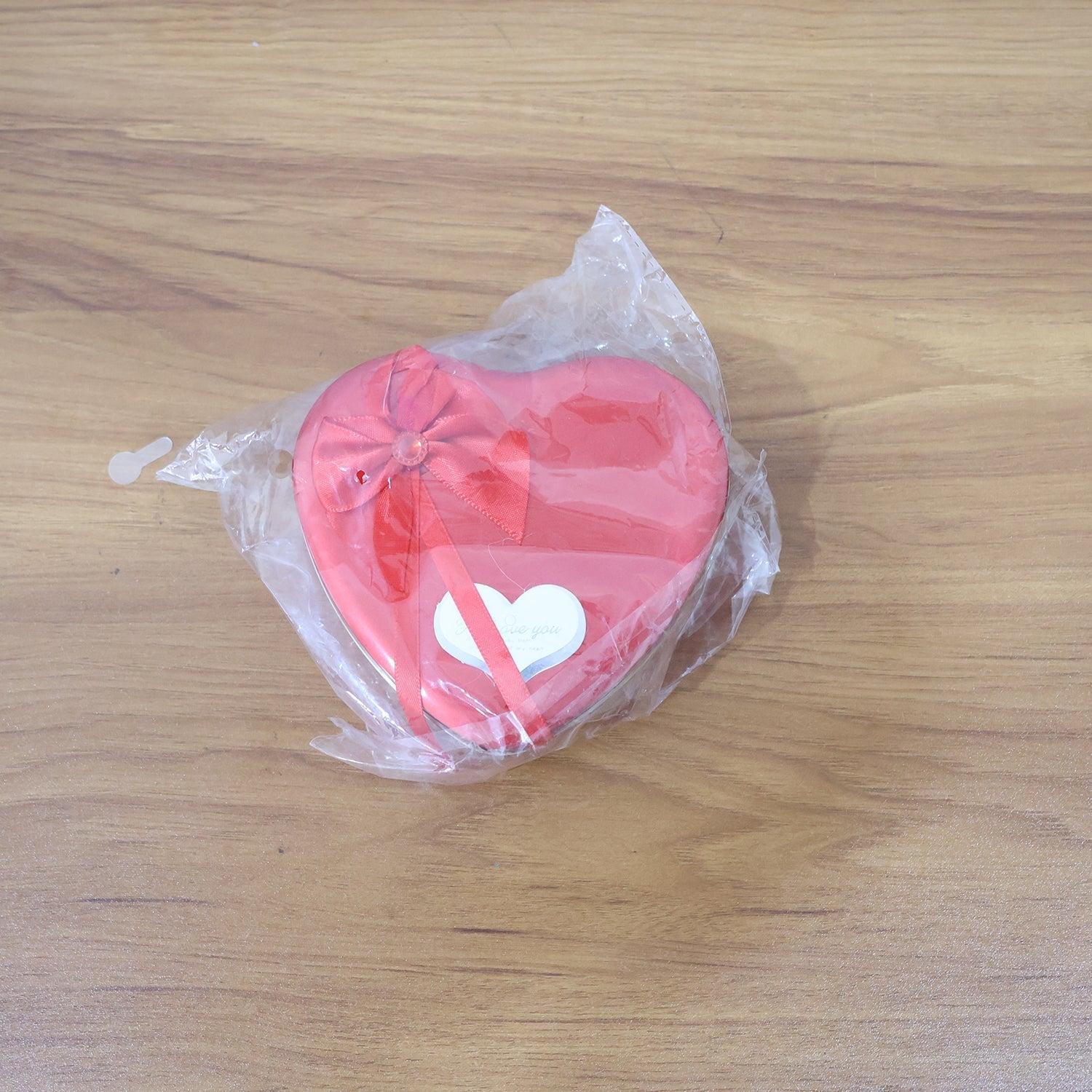 Decorative Gift For Occasions Llike Valentine day Signature kart