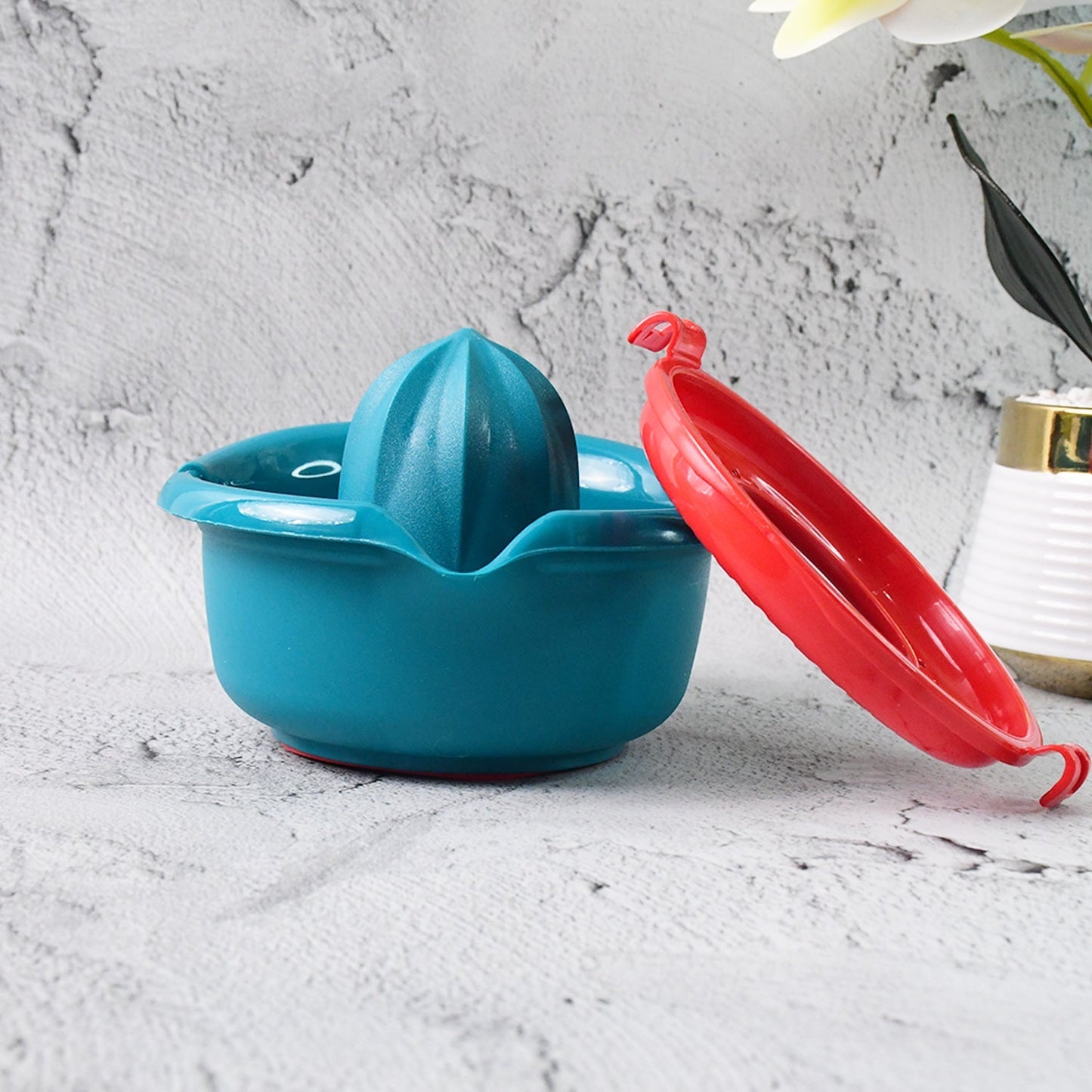 Supermom Plastic Premium Manual Hand Press Citrus Juicer (1 Pc) signaturekarts