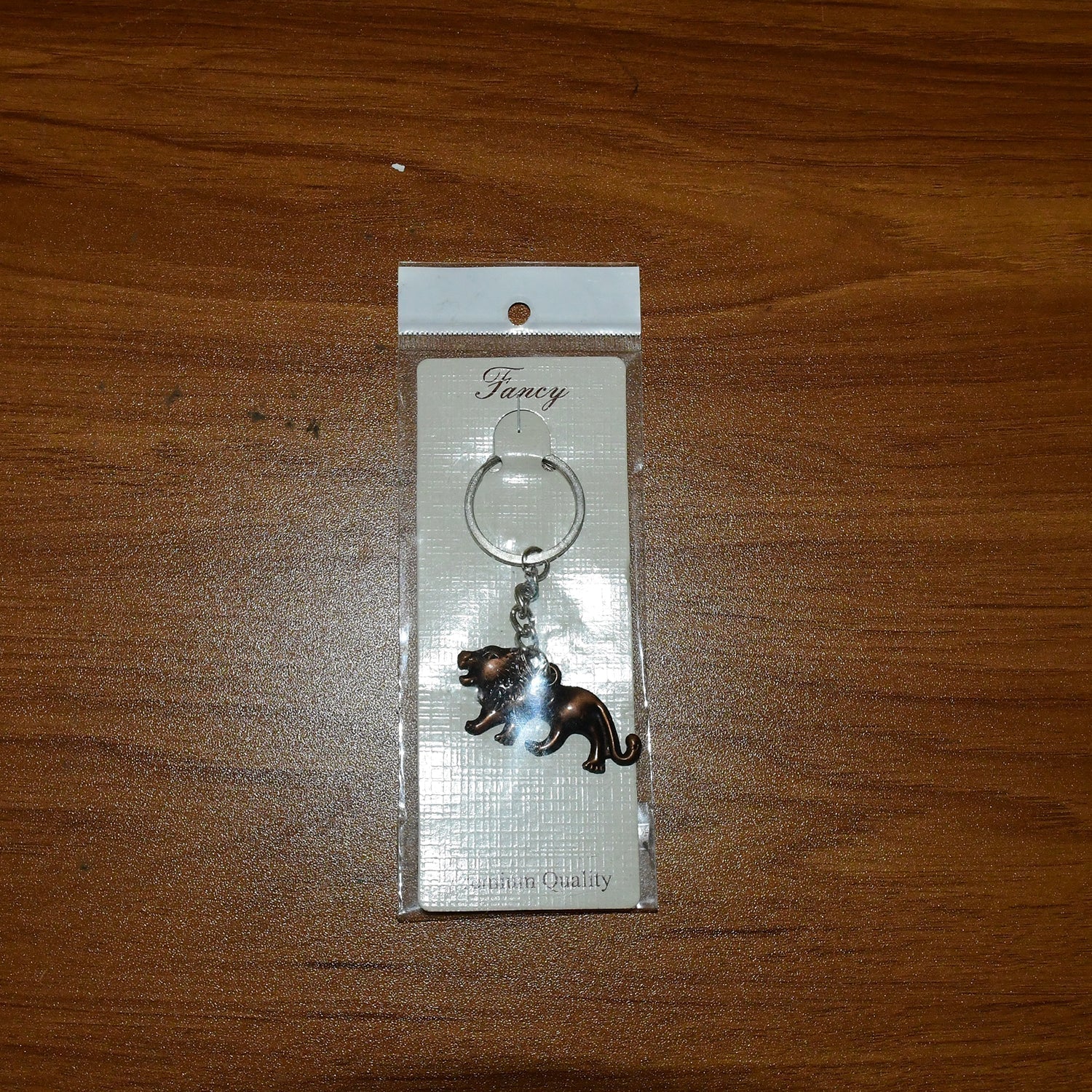Elegant Walking Lion Metal Keychain (1 Pc) signaturekarts