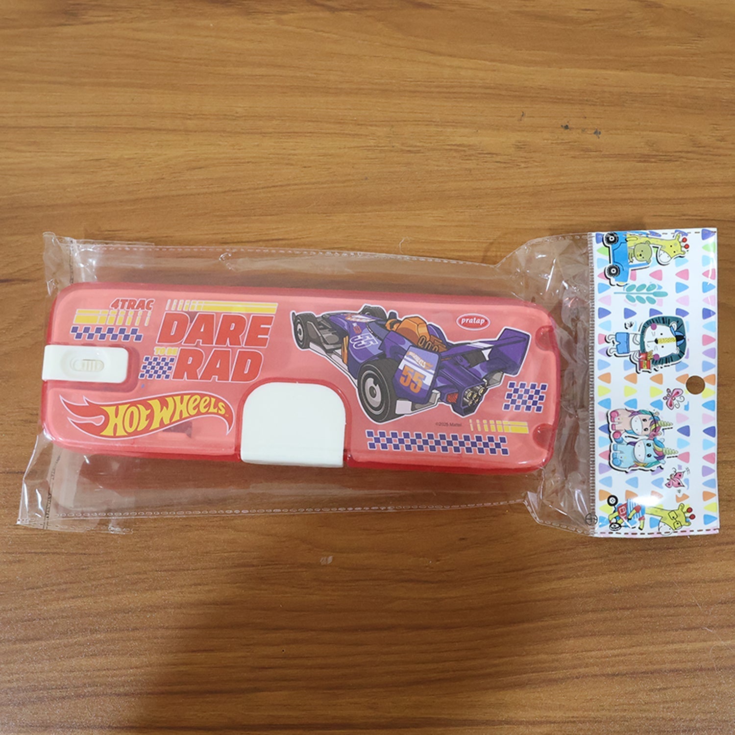Plastic Pencil Box with LED Light & Cartoon Print (1 Pc) Signature Kart