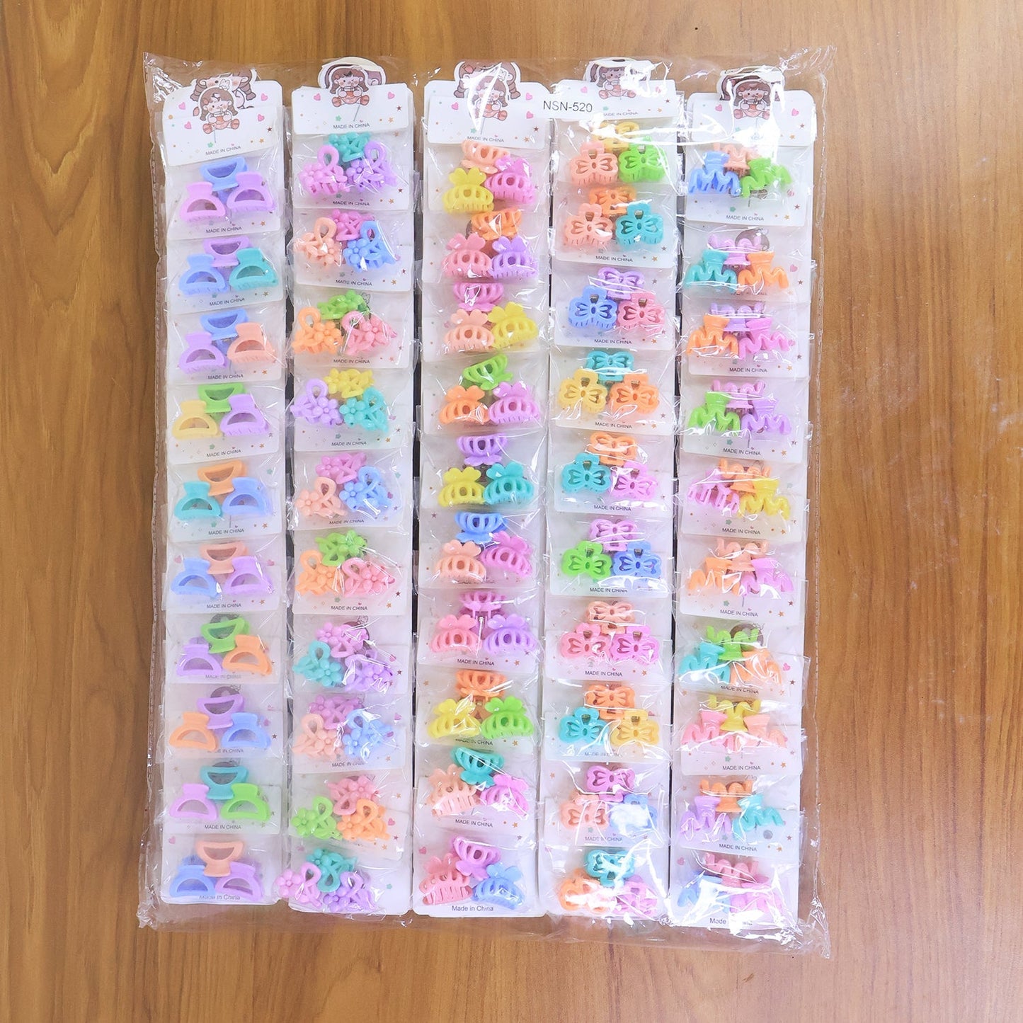 Plastic Small Hair Clips Girls Kids Hair Accessories (3 Pcs Set / Mix Color & Design) Signaturekarts