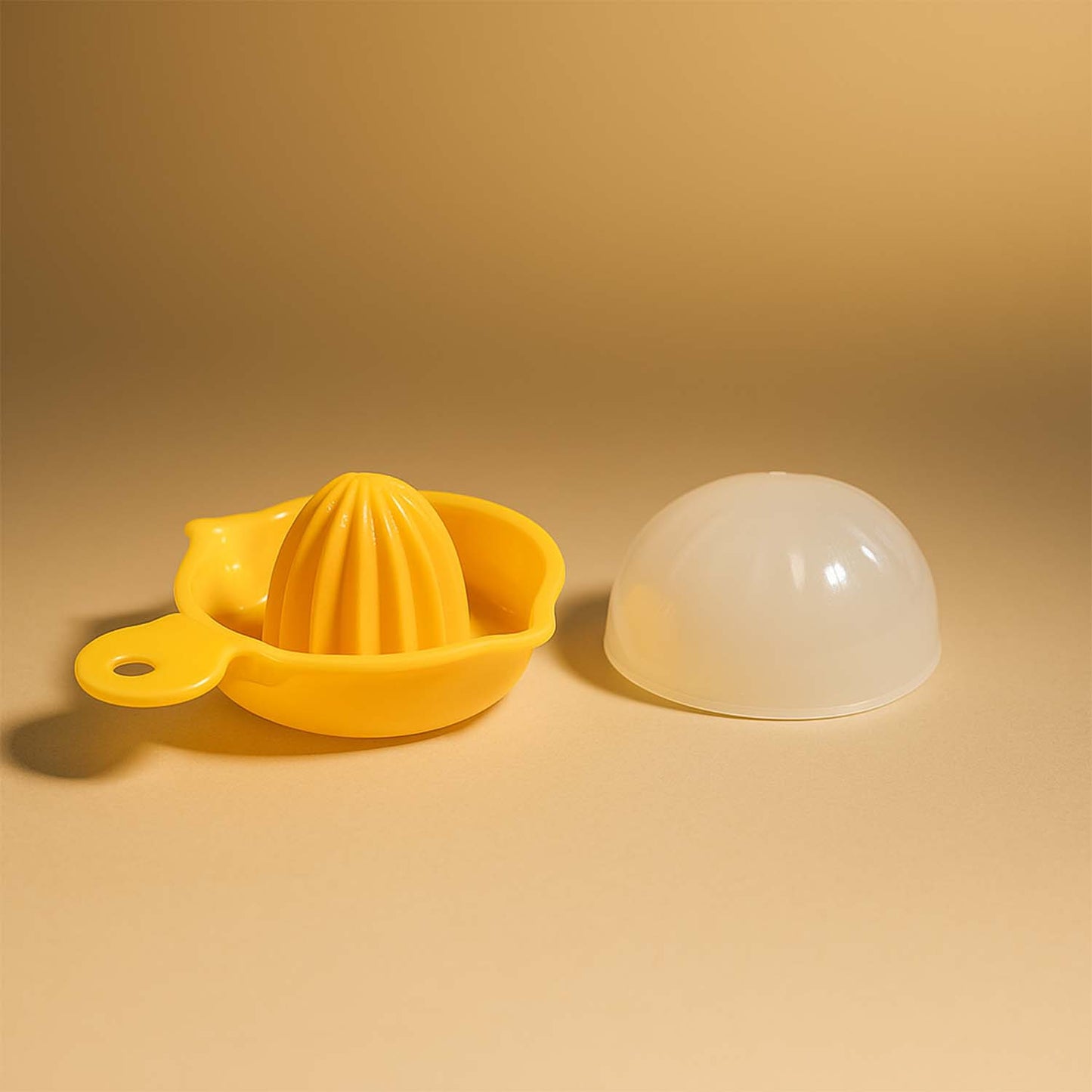 Hand-Operated Citrus Juicer (1 Pc) signaturekarts